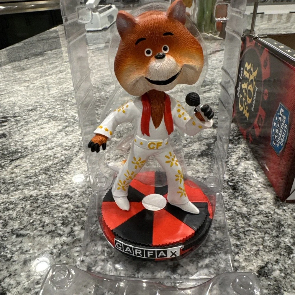 CARFAX CAR FOX BOBBLEHEAD FIGURE 2020 Elvis Viva‎ Las Vegas Bobble Head #29